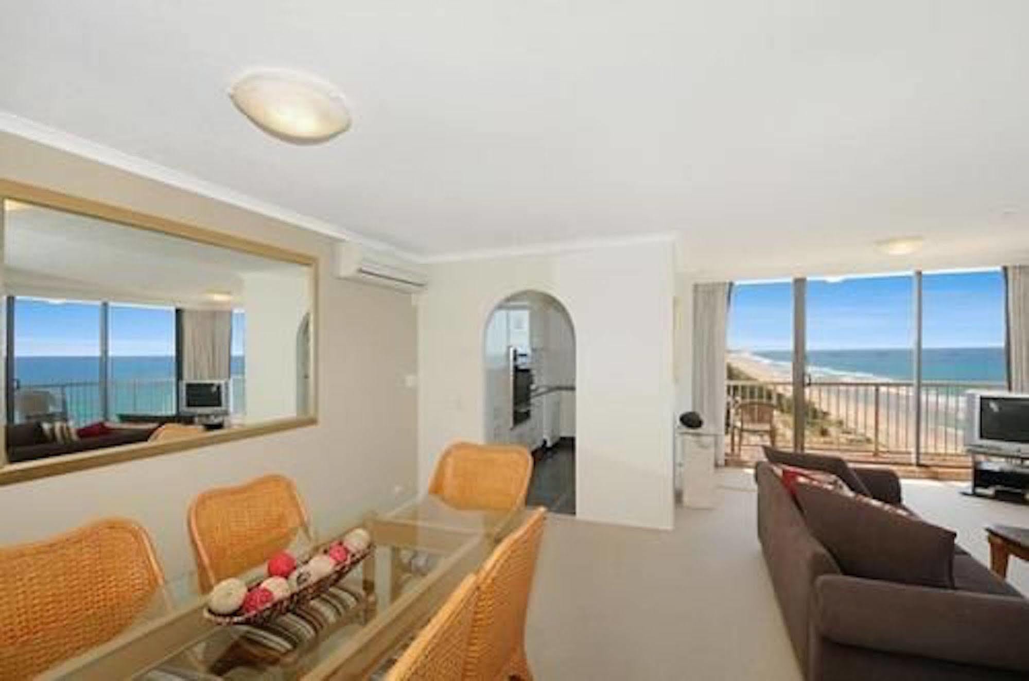גולד קוסט Boulevard Towers On Broadbeach מראה חיצוני תמונה